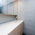 Downtown 2br With Balcony & Free Secure Garage Parking Apartment *